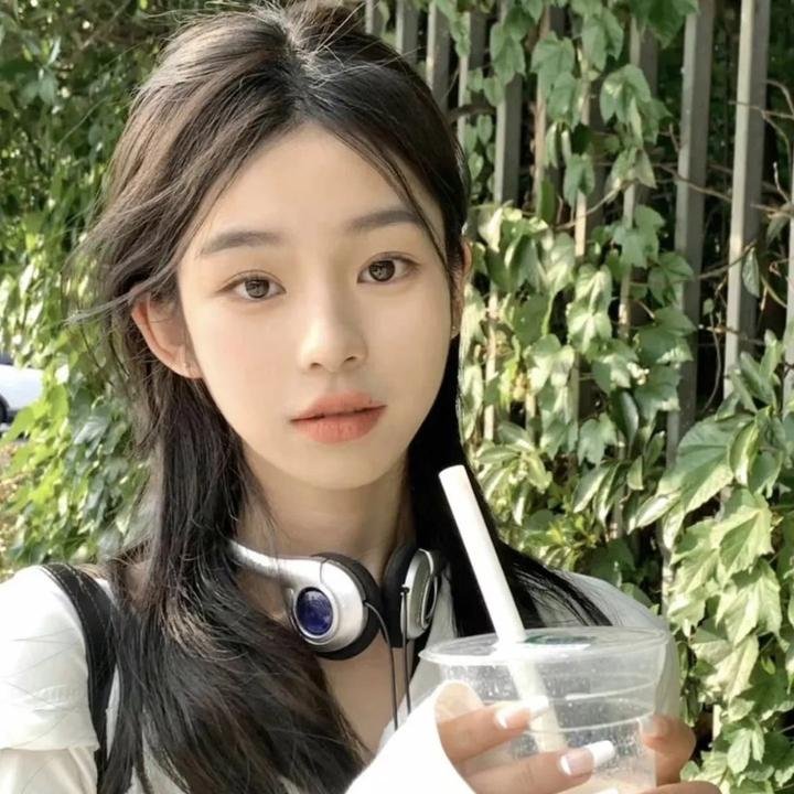 替嫁后，我被总裁花样宠